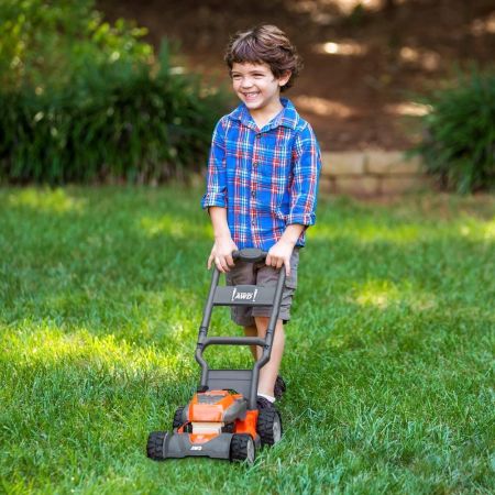 HUSQVARNA BATTERY LAWN MACHINE GAME WITH SOUND